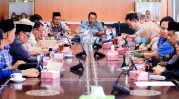 Dua Pansus DPRD Loteng, Kerja Keras Bahas 4 Ranperda Penting